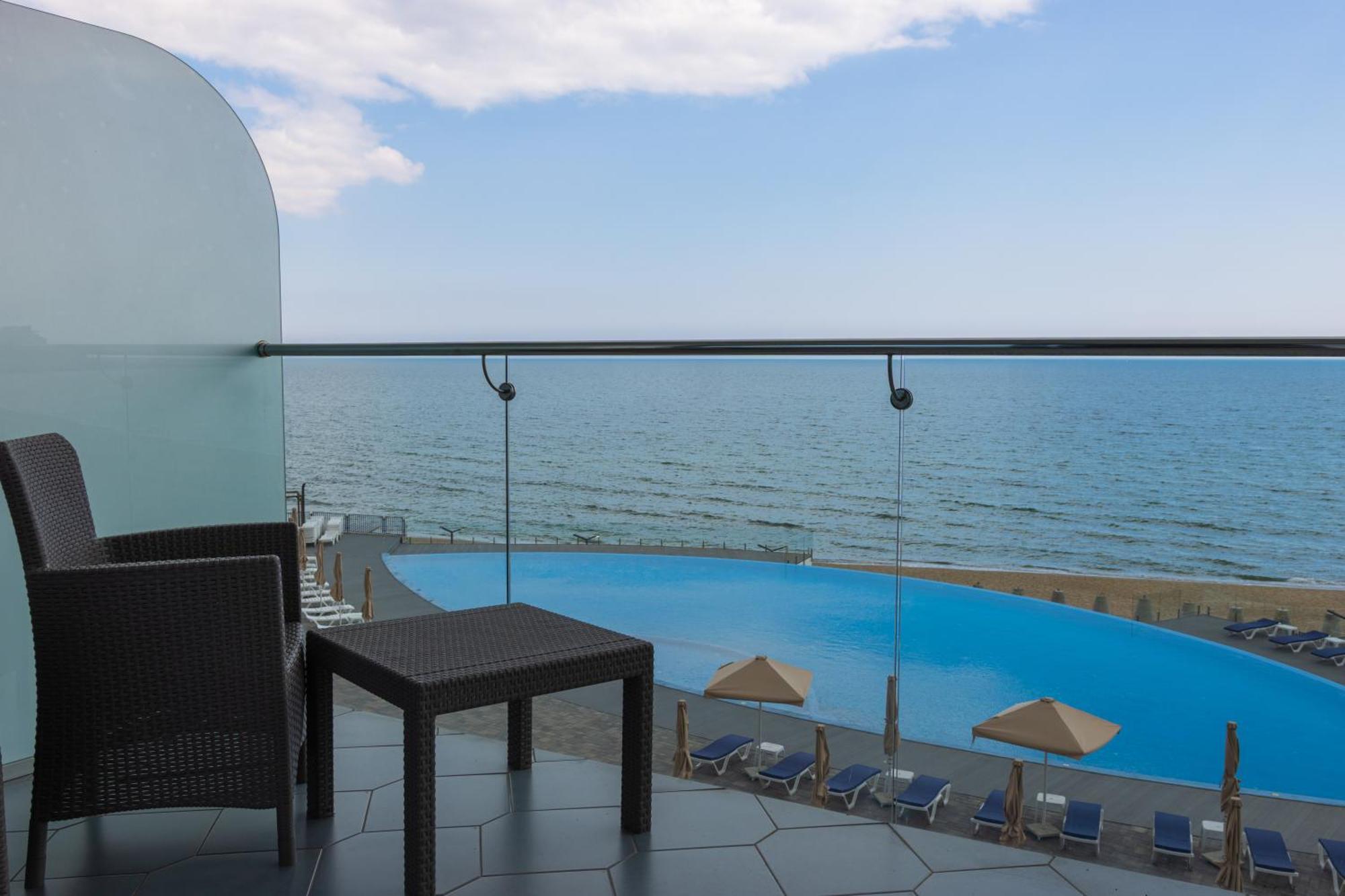 فندق Optima Collection Miramar تشورنومورسك المظهر الخارجي الصورة